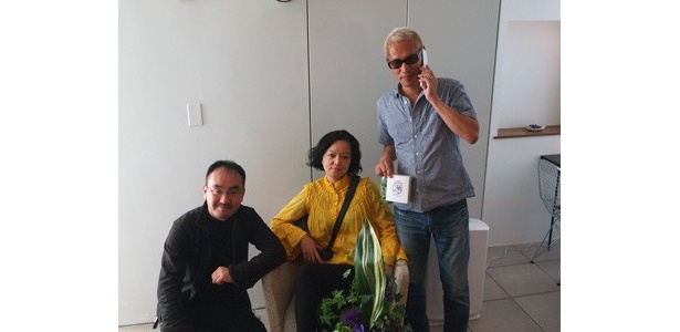 左から、おおさかカンヴァスの審査員・ヤノベケンジさん、参加作家のやなぎみわさん、西野達さん。3人とも世界で活躍するアーティストたちだ！