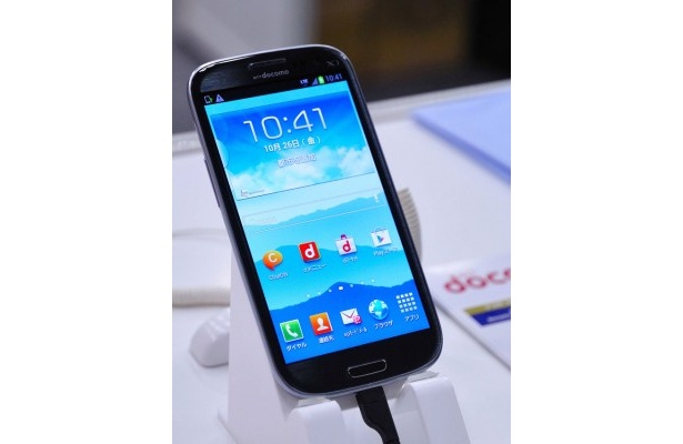 人気のGALAXY SⅢのプレミアムモデルでクアッドコアCPU＆Xi対応のGALAXY SⅢα。最新OSAndroid4.1搭載だ。
