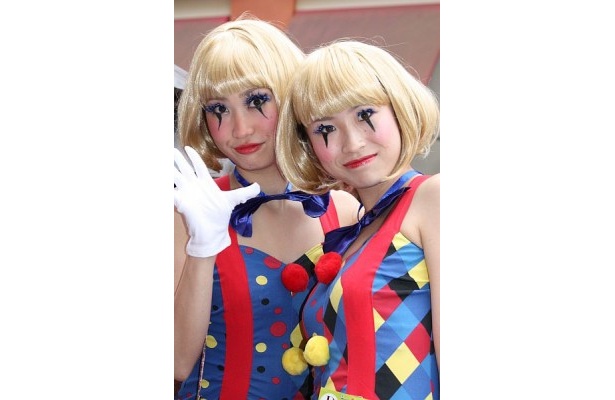 ピエロっぽいメイクで