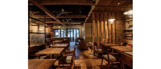 「PIZZA＆ROTISSERIE LA COCORICO」店内
