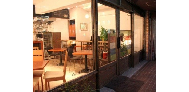 今回の参加店舗「イタリアンキッチン333」の店舗内