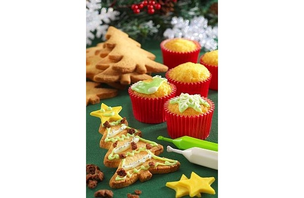 クリスタルパレス・レストランではクッキーやマフィンを展開(ブッフェ料金2800円)