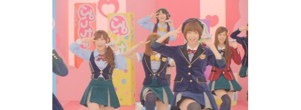 シングル曲に合わせて踊るじゃんけん選抜メンバー