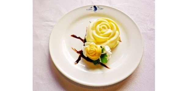 朧車・無垢なる黄色の薔薇プディング