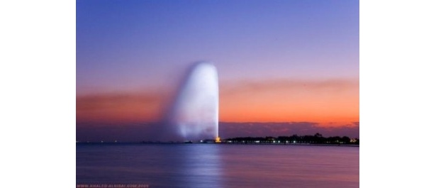 世界一高い水柱！ジッダの「King's Fountain」