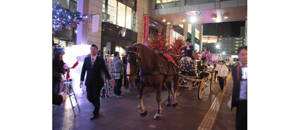 PRイベントにはハウステンボスで実際に走っている馬車も登場！