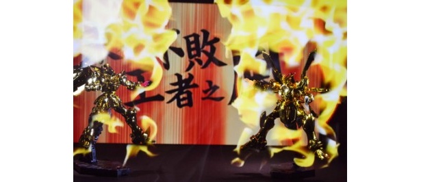 【写真を見る】「機動武闘伝Gガンダム」の激熱シーンも完全再現！