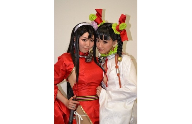 姉妹キャラを演じた2人は息もぴったり