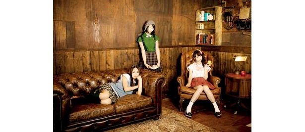 画面で揺れ動く「SUPER☆GiRLS」を堪能あれ！