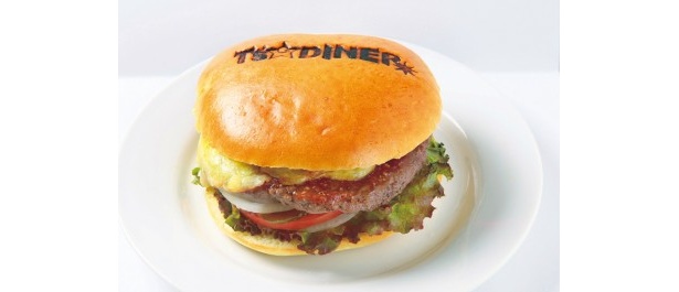 T's★Dinerの高槻チーズバーガー（819円）