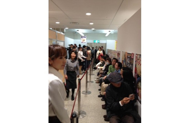 初日の様子　とみ田開店直前10:30