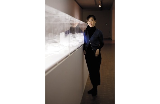 【その2】ナフタリンや塩を使った“消滅アート”!? 国立国際美術館で個展開催中の宮永愛子にインタビュー！