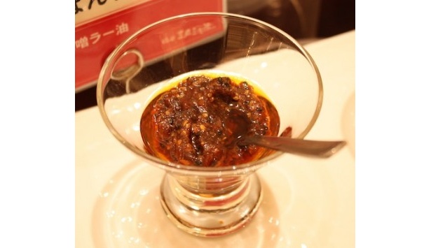 辛みがちょうど良く肉感もしっかりした「柿安特製食べるラー油」