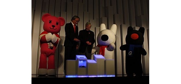 モモ妹やリサ＆ガスパールも登場！銀座 ソニービルでイルミネーション点灯