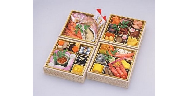 味の浜藤が、今年から始めた四重の豪華おせち
