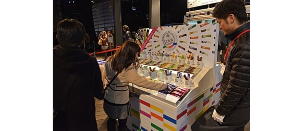「Stickドリンクバーカフェ」では19種類のスティックから選べる