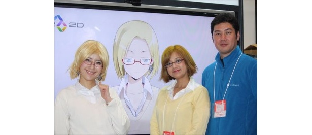 【写真を見る】マイクロソフトでは、同社萌えキャラのクラウディア・窓辺さんがお出迎え！