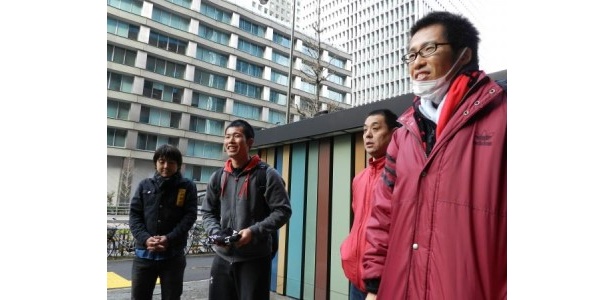 【写真を見る】主催者の遠藤さん(右端)はちょっとテンパリ気味です