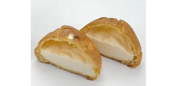 中はこんな感じ。真っ白なとろ〜りクリームがたっぷりなのだ