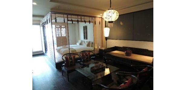日本のサービス部門1位には、2年連続で京都の「ホテル ムメ」が選ばれた