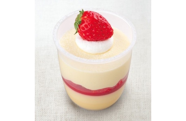 なめらかプリンとティラミスの間にイチゴなどを挟んだ「イチゴのティラミス」(401円)