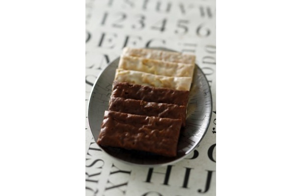 サクサク食感がたまらない「ショコラミルフィーユ」(850円)