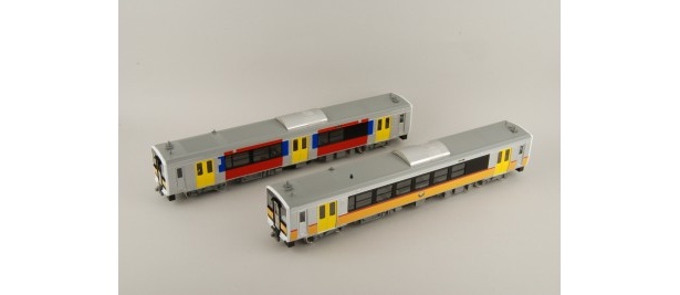 今回の展示品である鉄道模型HOゲージ、JR東日本キハE120、キハE130