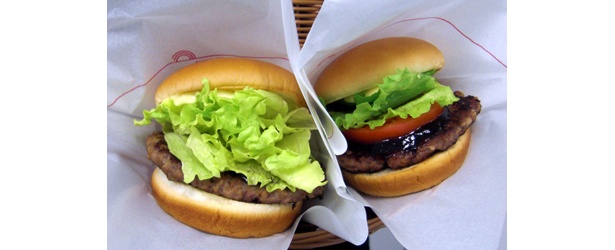 「とびきりハンバーグサンド　トマト＆レタス」と「とびきりハンバーグサンド　レタス」