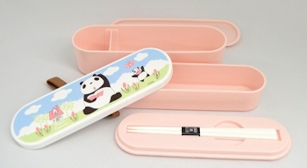 おかずとご飯が入る2段重ねでおはし付き
