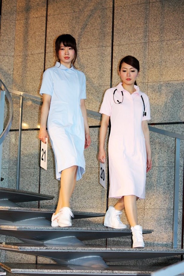 En女医会の現役女性医師が参加　写真6/20