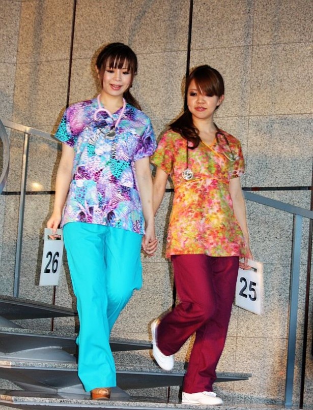 En女医会の現役女性医師が参加　写真7/20