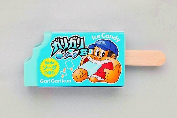 工場では、ガリガリ君の「歯型消しゴム」が購入できる