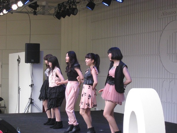 2013年3月17日、あべのキューズモールでミニライブ！