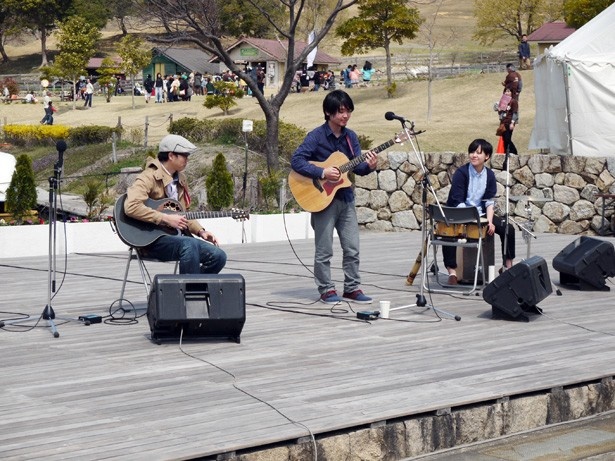 坂口裕樹さんによるスペシャルライブも盛況！