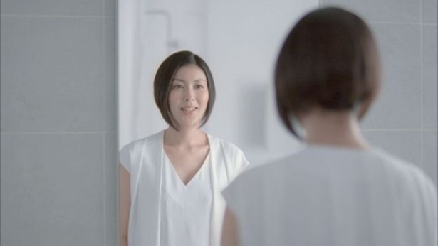 松さんを起用した「アスタリフトホワイト」のテレビCMは4月6日(土)より全国放映を開始