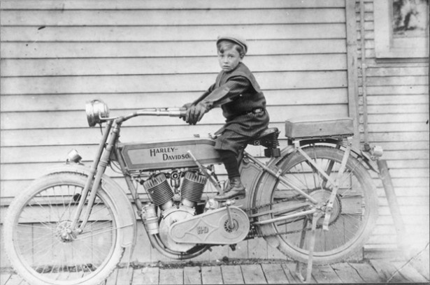 日本に初めて輸入された1913年式「MODEL 9E」も特別展示