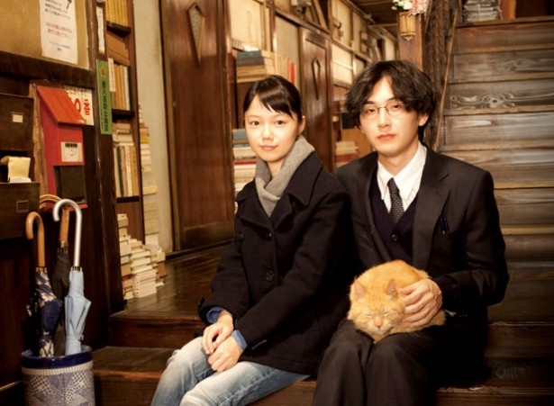 松田龍平演じる辞書編集者・馬締と、宮崎あおい演じる香具矢との恋模様にも注目