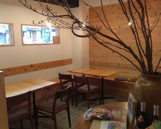 「はな豆」の店内