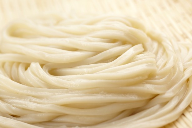見た目は変わらない、食物繊維麺。これでヘルシーとはうれしい！