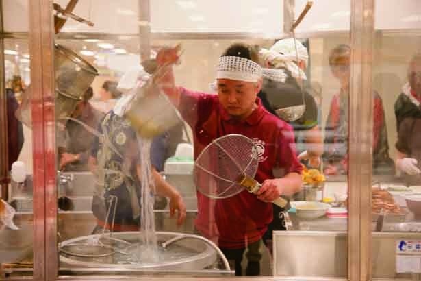飯田商店店主の飯田将太さん。今後の神奈川ラーメン界を担うであろう気鋭の職人だ