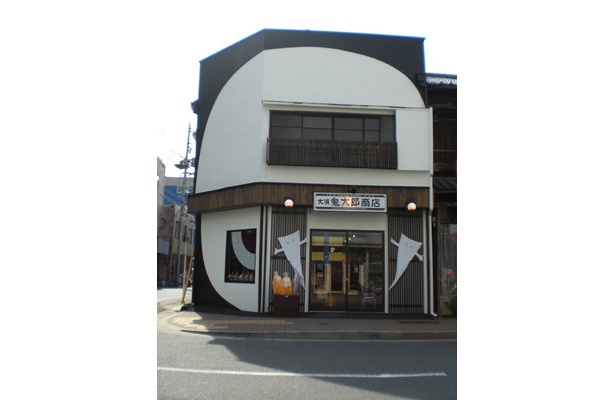 名古屋の鬼太郎商店は大須ならではのインパクトで登場！
