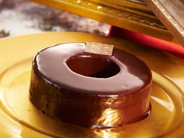 「神戸フランツ」のチョコとろバウム(2000円)は毎日限定50個