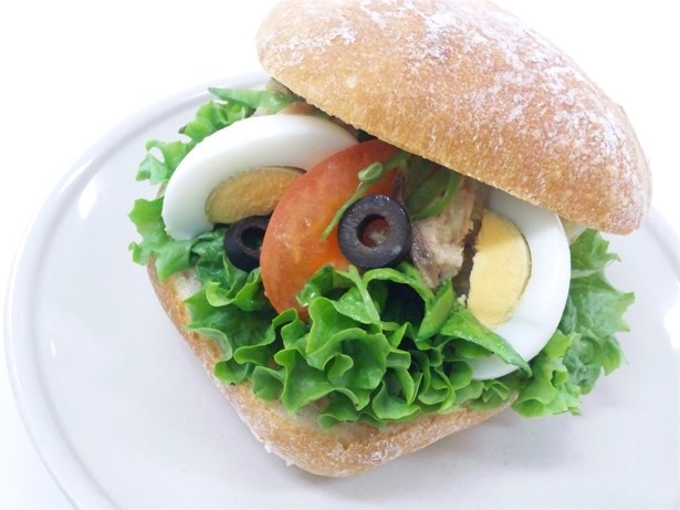 寄居PA(上り線)の「パンバーニャ」(580円)