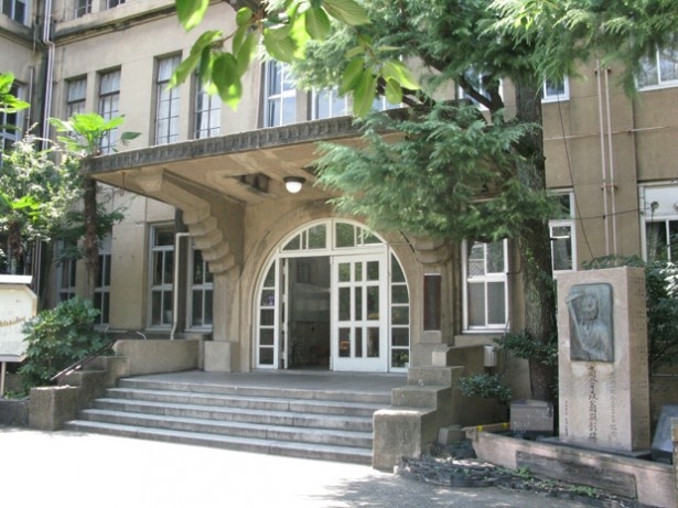 築85年の小学校校舎内に映画館が出現!?　元・立誠小学校の校舎内に特設シアターがオープン!!