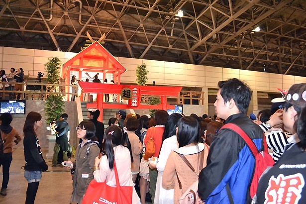 ニコニコ神社も大賑わい！
