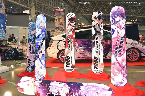 こだわりの光る痛スノボも多数展示！