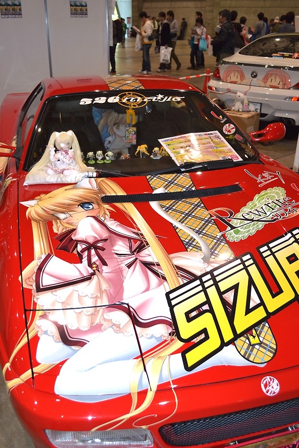 運転席に飾られたドールに注目！