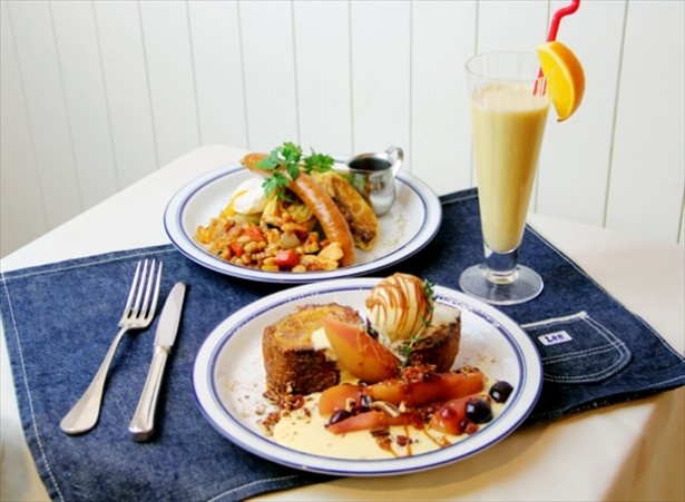 美味しいフレンチトーストも！デニムブランドのお洒落カフェ「Lee CAFE」