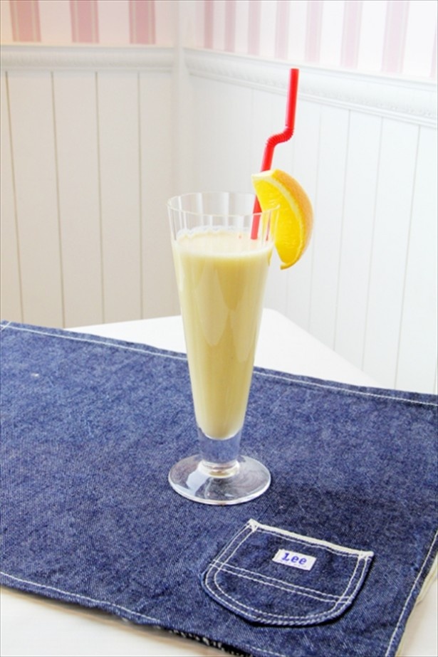 「CLASSIC MIXED JUICE(クラシックミックスジュース)」(700円)