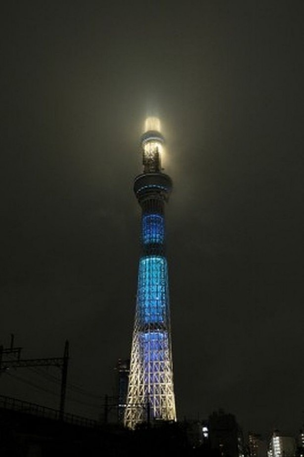 【写真を見る】「七夕」など、ライティングは日替わりで楽しめる